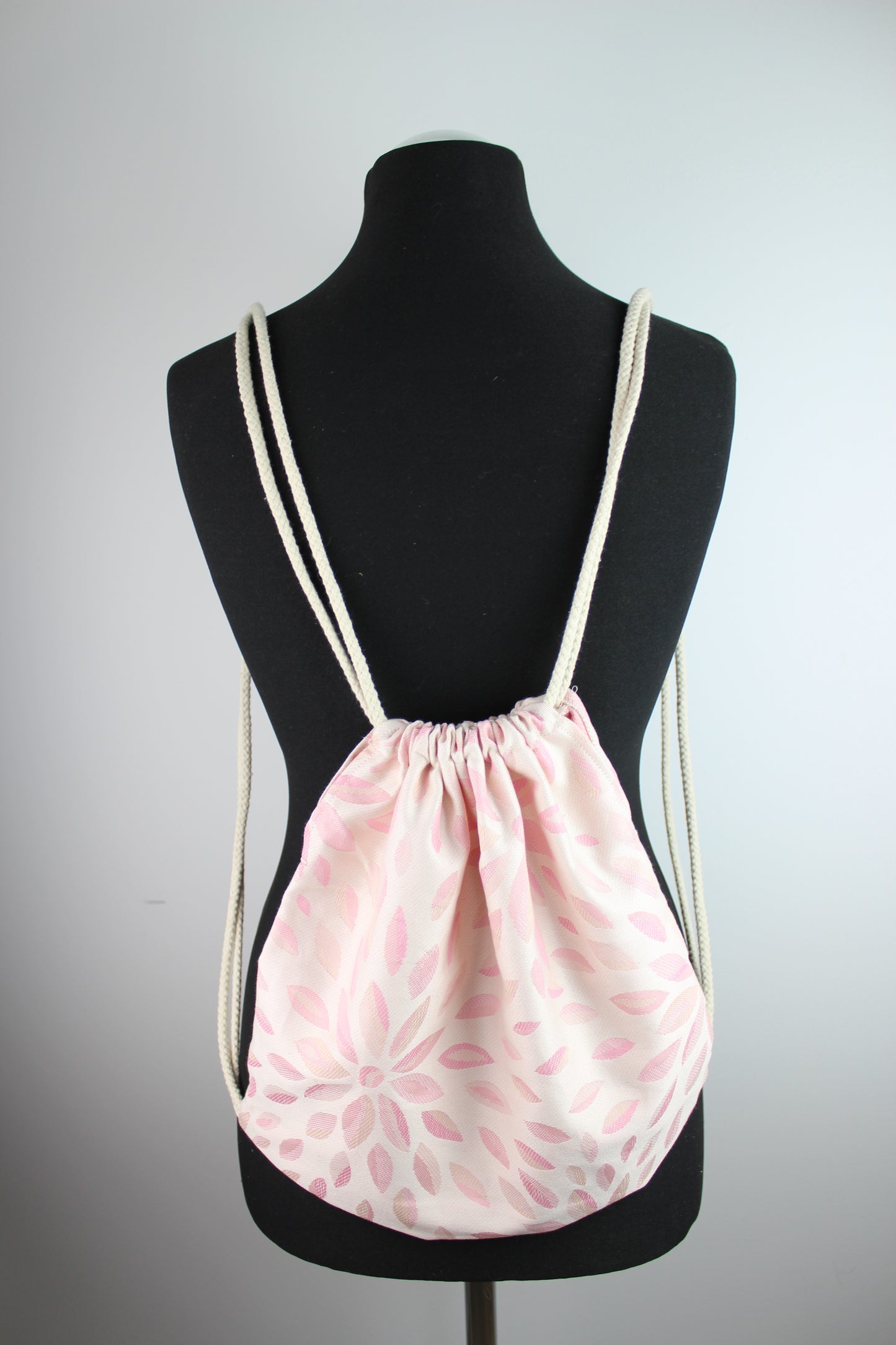 KAAMI | Tragetuch aus Bio-Baumwolle | Gr. 3 | 320cm | Flora Rose Powder - ADViKiDS