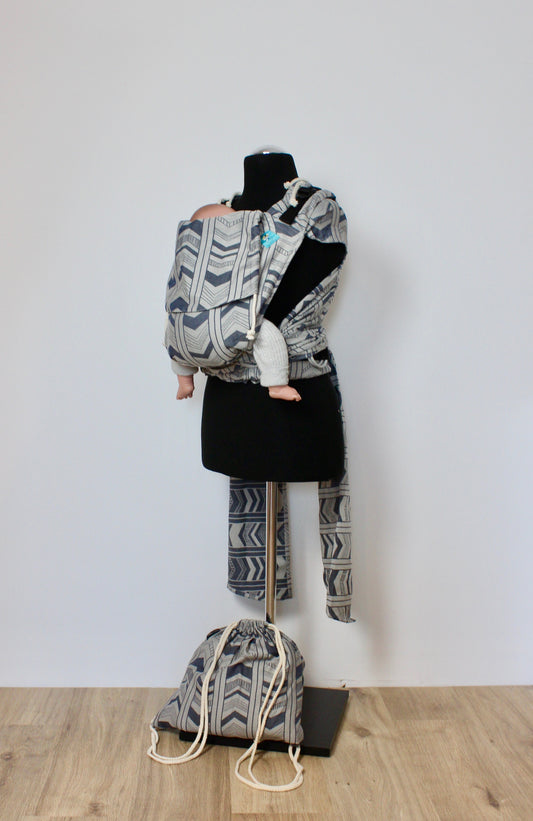 KAAMI | BuckleTai | komfortable Babytrage | Maniero - ADViKiDS