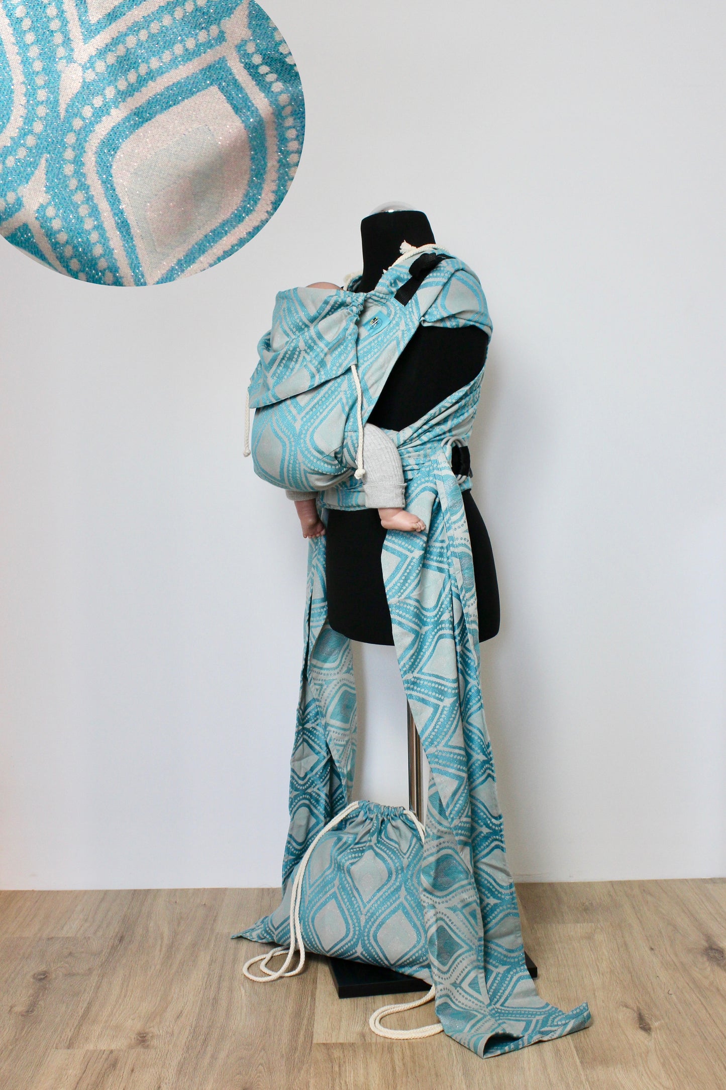 KAAMI | BuckleTai | komfortable Babytrage | Sparkling Peacock reverse - ADViKiDS