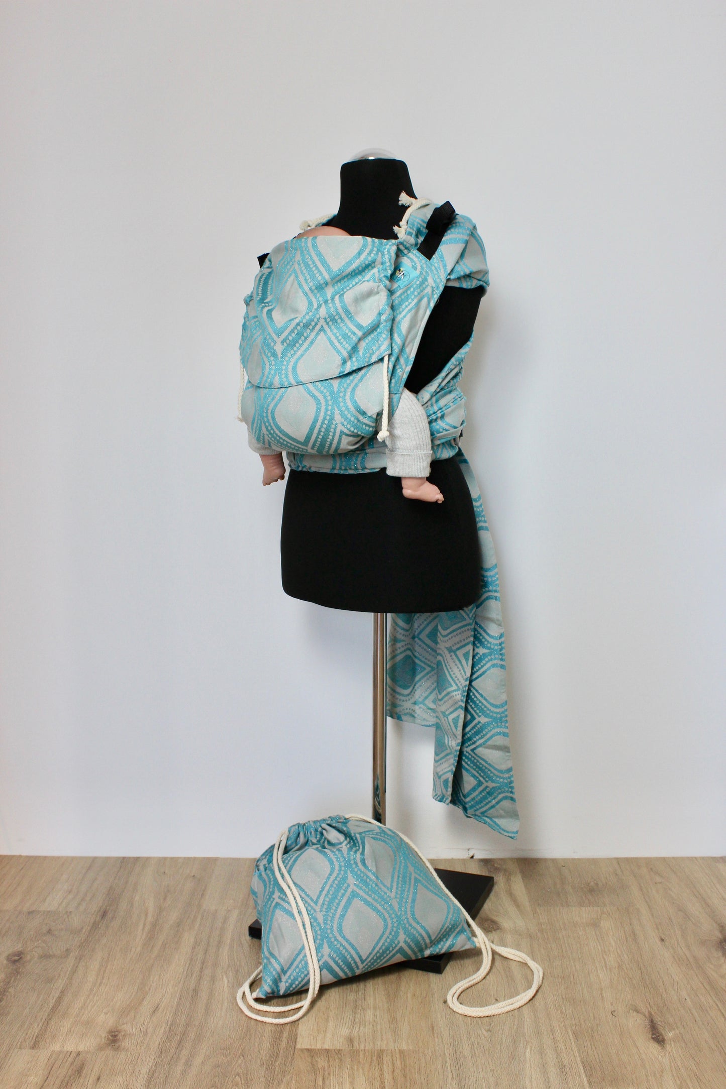 KAAMI | BuckleTai | komfortable Babytrage | Sparkling Peacock reverse - ADViKiDS