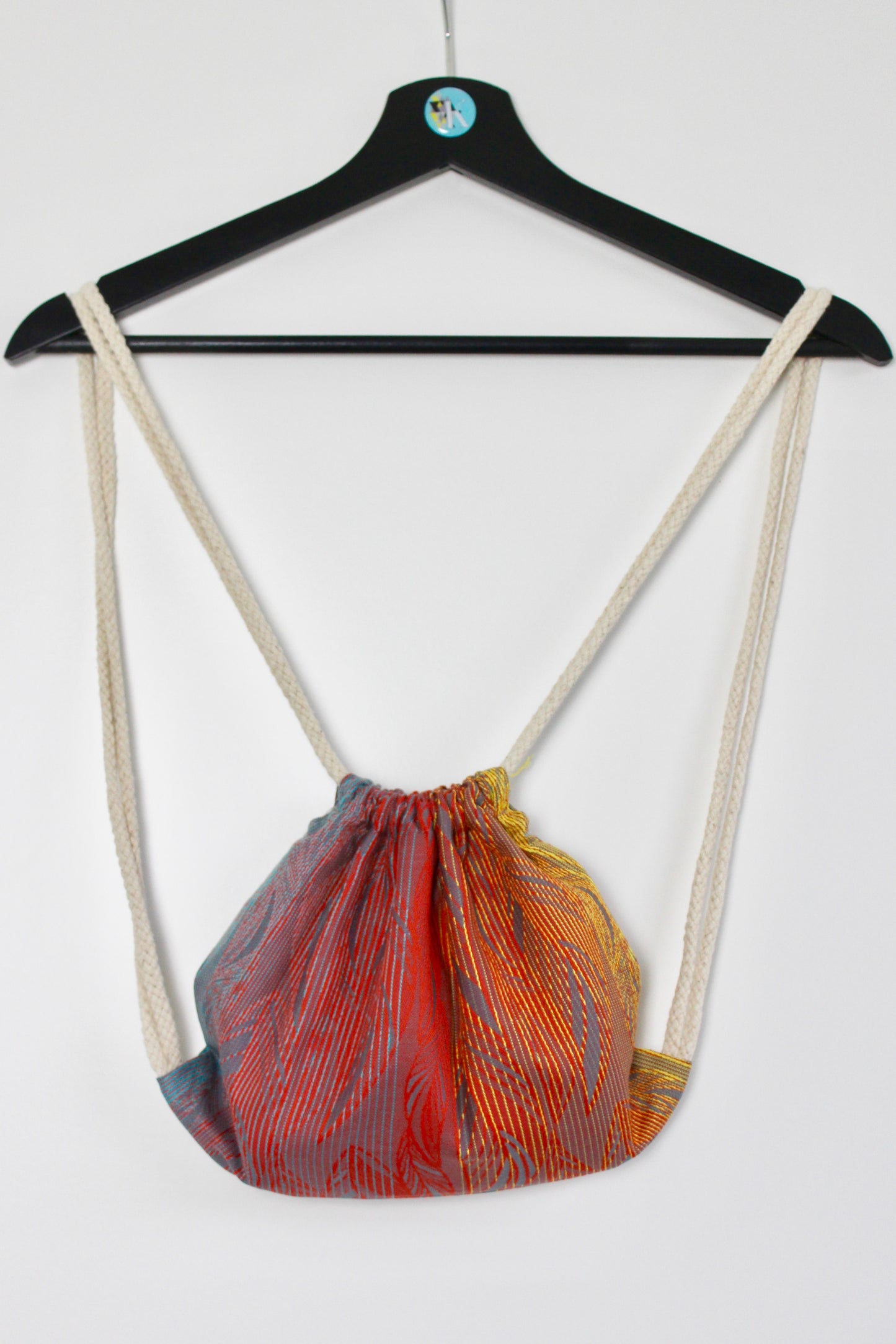 KAAMI | Tragetuch aus Bio-Baumwolle | Gr. 6 | 470cm | Dancing like a Rainbow Feather - ADViKiDS