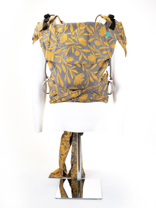 KAAMI | BuckleTai | komfortable Babytrage | MaiBlomen reserve - ADViKiDS