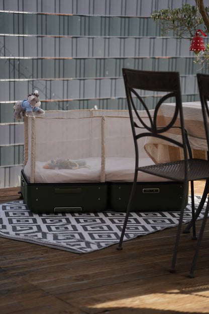 CaseNapzZz | 2in1 - Reisekoffer mit Kinderreisebett | Schlafen wie zuhause | olive - ADViKiDS