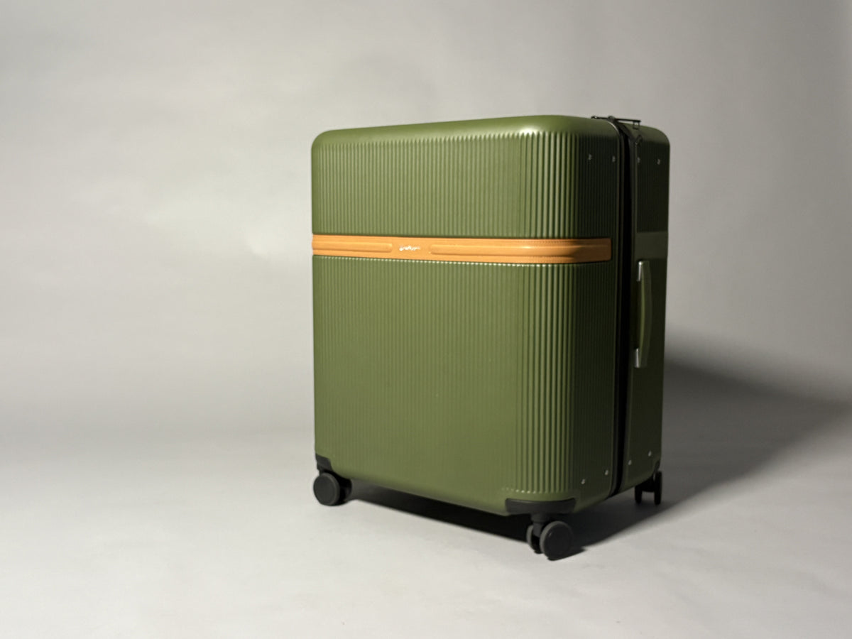CaseNapzZz | 2in1 - Reisekoffer mit Kinderreisebett | Schlafen wie zuhause | olive - ADViKiDS